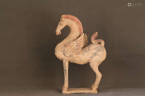 206 BC-220AD, A HORSE DESIGN POTTERY FIGURE, HAN DYNASTY