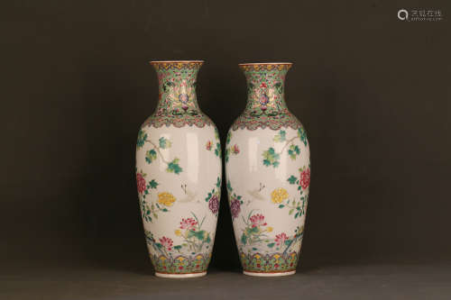 20TH CENTURY, A PAIR OF FAMILLE ROSE BIRD PARTTEN VASES, THE REPUBLIC OF CHINA