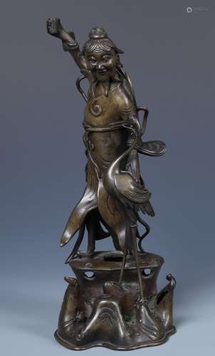 A CHINESE BRONZE FIGURE OF FISHERMAN AND CRANE