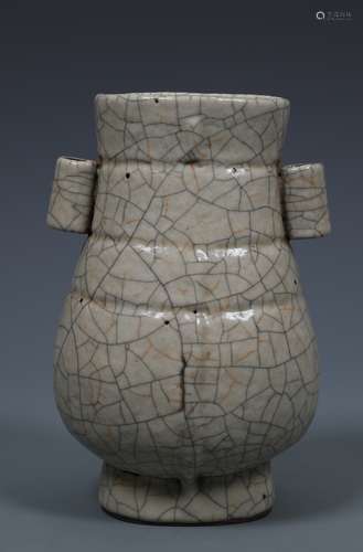 A RARE CHINESE GEYAO ARCHAISTIC HU-FORM VASE