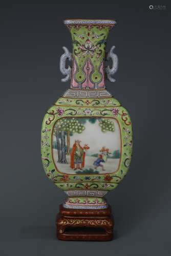 A CHINESE ENAMELED PORCELAIN WALL VASE OF WESTEN