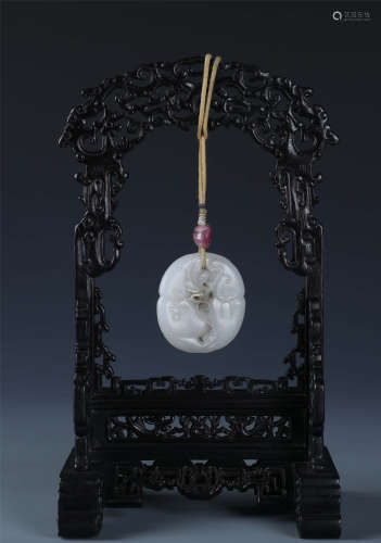 A WHITE JADE DOUBLE-GOURD  PENDENT AND ZITAN STAND