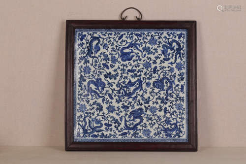 17-19TH CENTURY, A PORCELAIN HANGING BOARD, QING DYNASTY