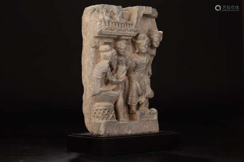 1-3TH CENTURY AD, A STORY DESIGN STONE STATUE