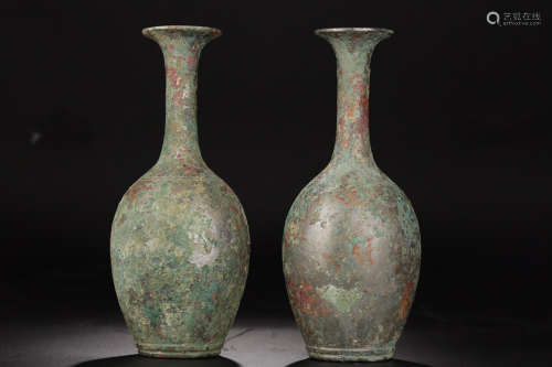 7-9TH CENTURY, A PAIR OF BRONZE BOTTLE, TANG DYNASTY