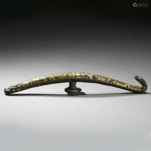CHINESE GOLD INLAID BRONZE DRAGON BELT HOOK HAND DYNASTY