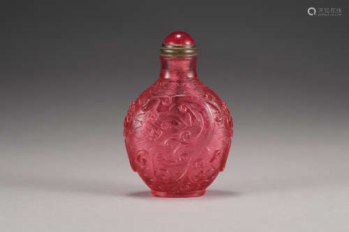 CHINESE PEKING GLASS SNUFF BOTTLE