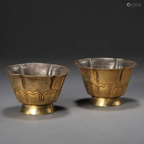 PAIR OF CHINESE GILT SILVER CUPS LIAO DYNASTY