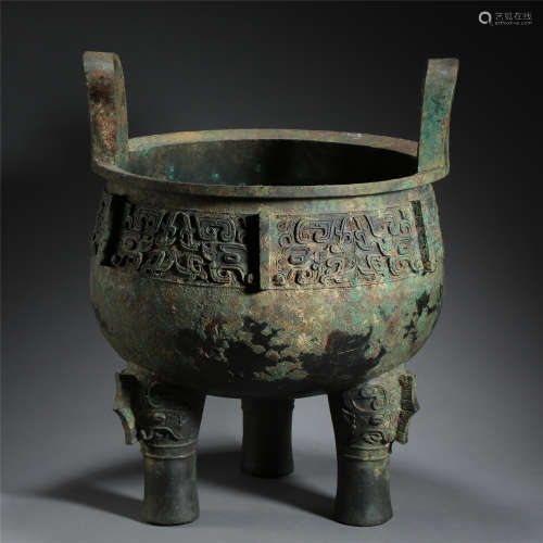 CHINESE ANCIENT BRONZE TRIPLE FEET DING HAN DYNASTY