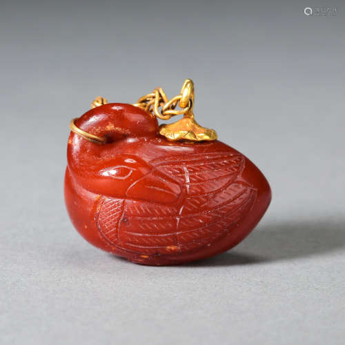 CHINESE RED HONEY AMBER GOOSE SNUFF BOTTLE