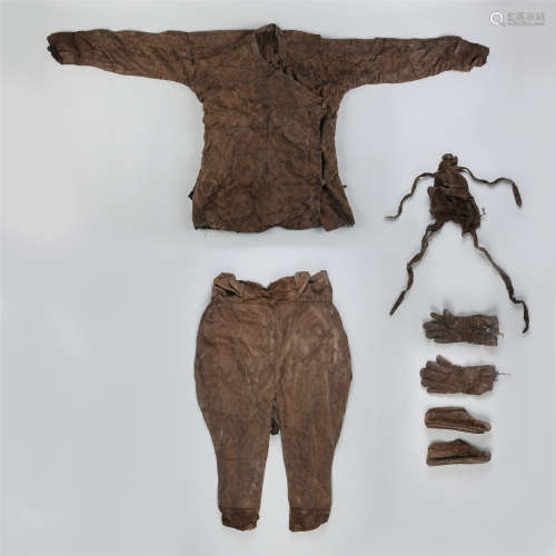 CHINESE SILK ROBE AND PANT GLOF AND SHOE LIAO DYNASTY