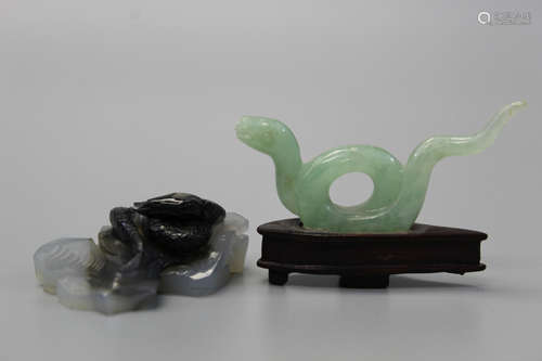 Two snakes, Chinese jade and agate carvings.