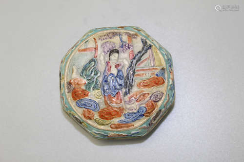 Chinese famille rose porcelain ink box, Qianlong mark.