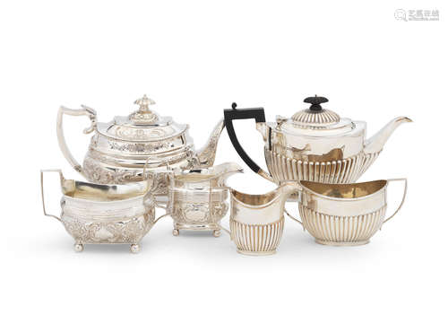 by Robert Pringle, London 1925  (13) A three-piece silver tea service