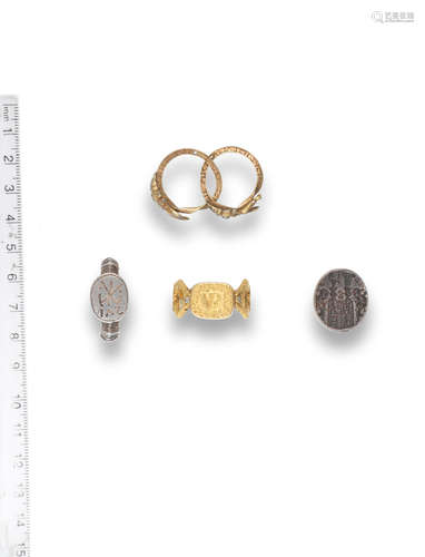 (4) Three rings, 18th century - 19th century, and a silver seal fob