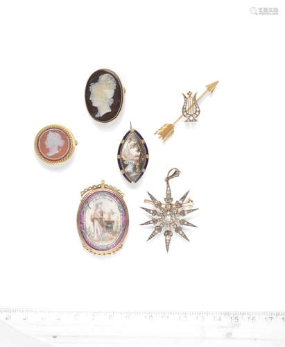 (12) A collection of antique jewellery