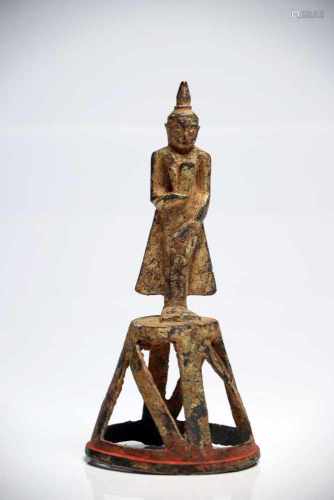 Standing BuddhaBronzeBirma16th ctH: 16 cmBuddha statue from the Ava period, standing on a cone-