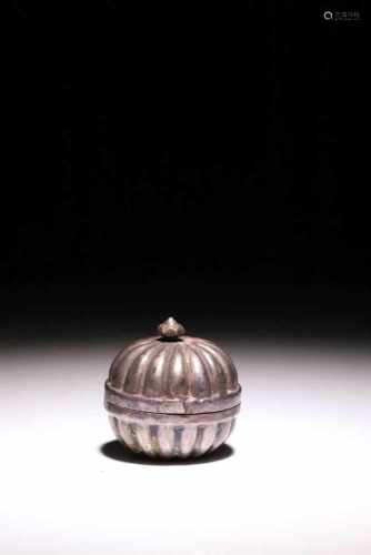 Puja / Tika ContainerSilver repousseIndia18th ctH: 4 cmElegant little container with rests of