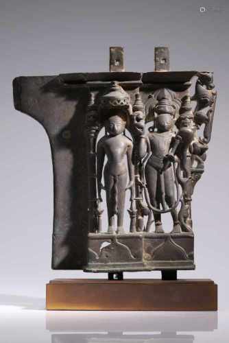 Jain with consortBronze,India, 11th / 12th centuryH: 36 cmThis piece was most likely part of a