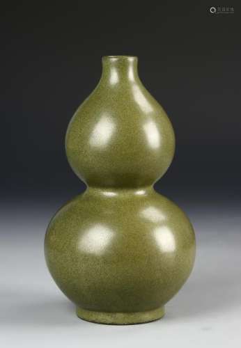 Chinese Tea Dust Glazed Double Gourd Vase