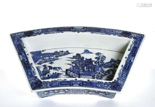 Chinese Blue and White Narcissus Bowl