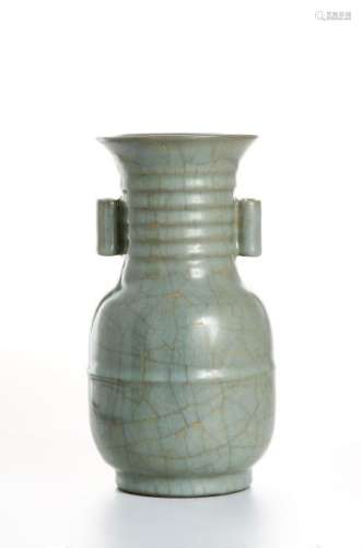 Lungchuan Celadon Guan-Type Vase, Ming