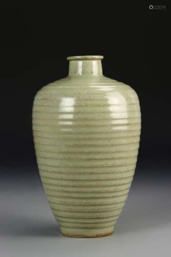 Chinese Lungquan Celadon Meiping Vase