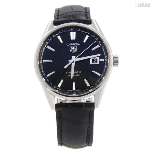 TAG HEUER - a gentleman's Carrera wrist watch.