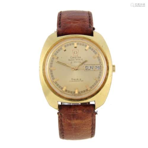 OMEGA - a gentleman's Genève F300 Hz wrist watch. Gold