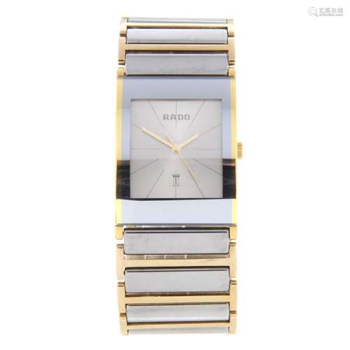 RADO - a gentleman's DiaStar bracelet watch. Gold