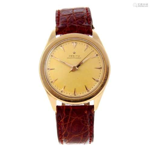 ZENITH - a gentleman's wrist watch. Yellow metal case,