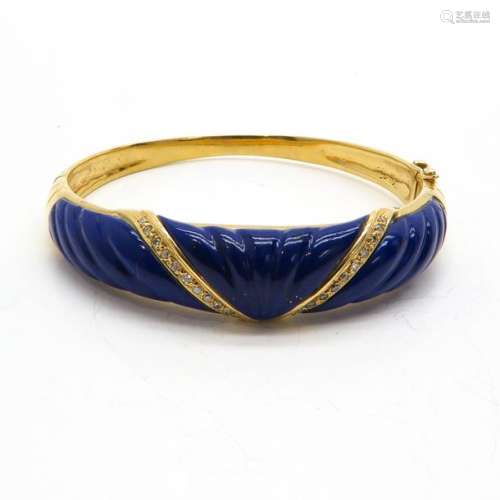 An 18KG Carved Lapis Lazuli Bracelet