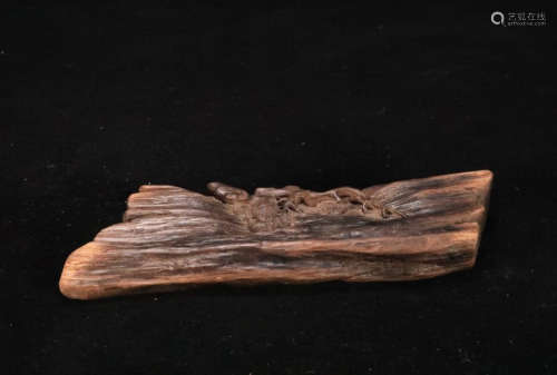 A OLD CHENXIANG WOOD STUDY PAPERWEIGHT