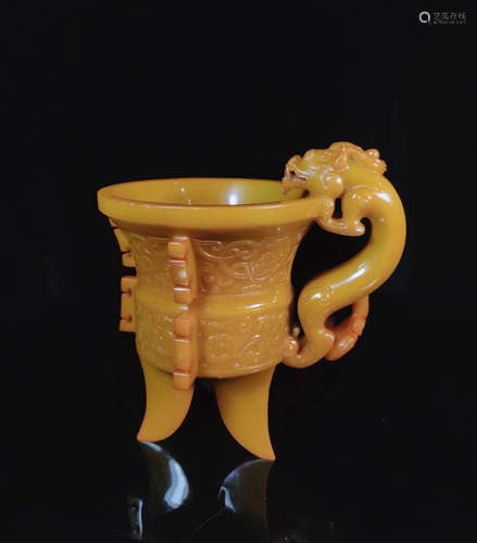 A HETIAN YELLOW JADE DRAGON SHAPED CUP