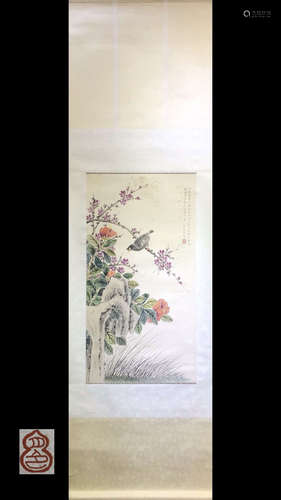 A FLORAL AND BIRDS PAINTING SCROLL