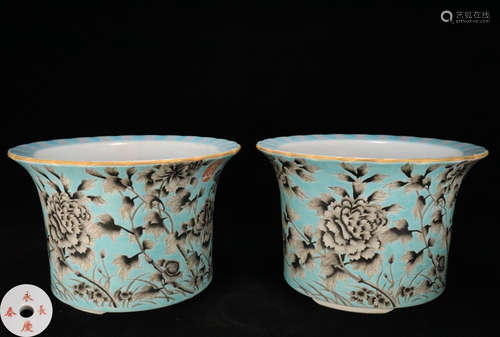 PAIR BLUE GROUND INK GLAZE FLORAL PATTERN POTS