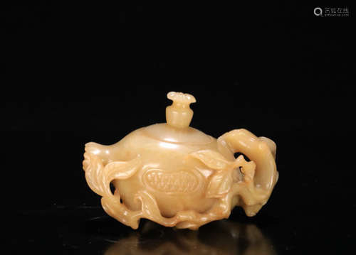 A HETIAN JADE CARVED STUDY WASHESR