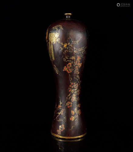 A LACQUER FLOWER AND BIRD PATTERN MEI VASE