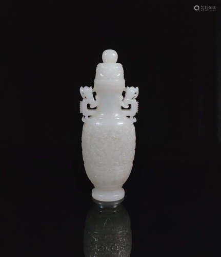 A HETIAN JADE DOUBLE-DRAGON-EAR VASE