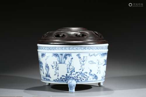 A BLUE AND WHITE 'FIGURES' TRIPOD CENSER
