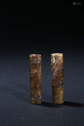 A PAIR OF ARCHAIC JADE TUBES