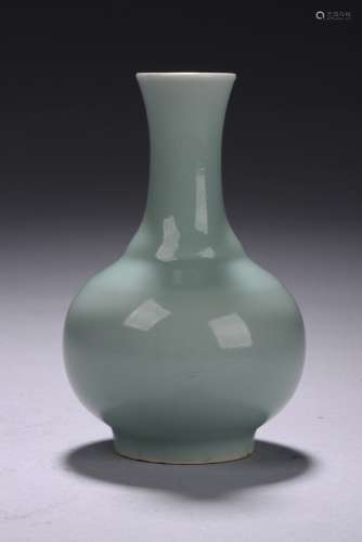 A SMALL CELADON-GLAZED VASE