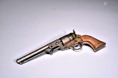 A VINTAGE ANTIQUE ITALIAN CALIBER .44 REVOLVER