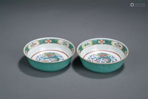 A PAIR OF WUCAI 'DRAGON' BOWLS