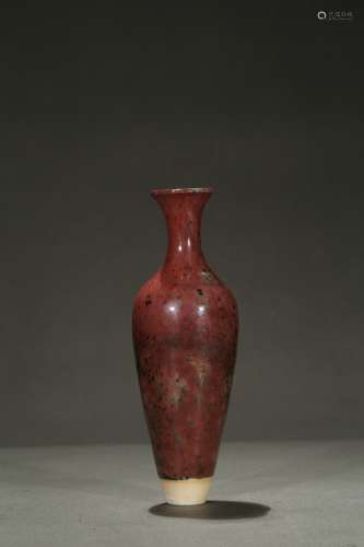 A PEACH-BLOOM GLAZED VASE