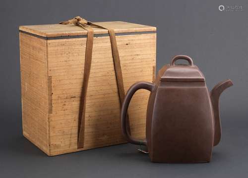 A YIXING ZISHA RECTANGULAR TEAPOT