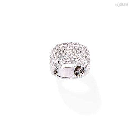 A diamond dress ring