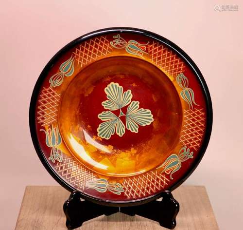 Japanese Lacquer Dish - Gold Flake Floral