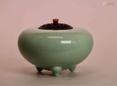 Japanese Celado Porcelain Censer