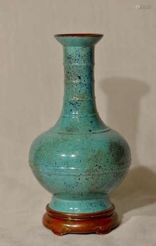 Chinese Turquois Vase with Brown Base